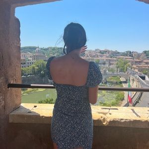 Meet your Posher, Emma